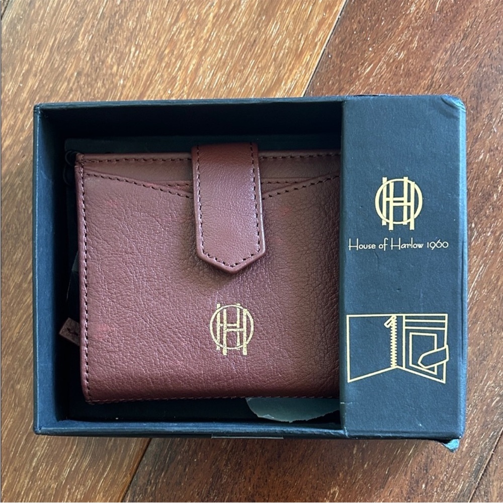 House of Harlow 1960 Burgundy Brown Leather Wallet - New in Box